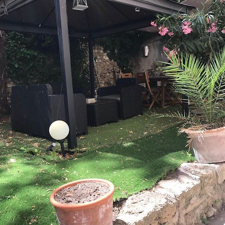 شقة Le Jardin آيكس أومبروفينس المظهر الخارجي الصورة